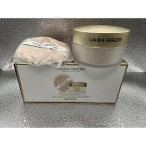 NEW IN BOX Laura Mercier Flawless Encounter Translucent Loose Powder and Puff